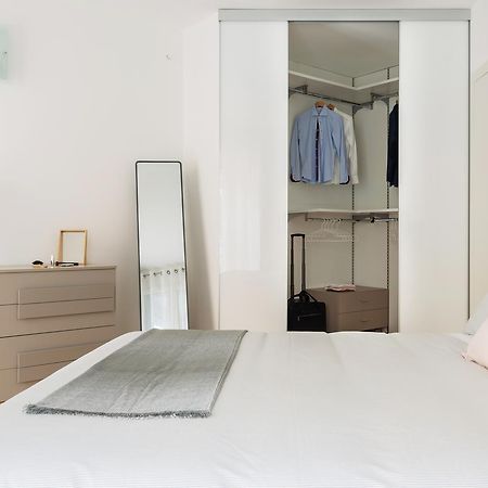 شقة Joivy Sunny 1-Bed Flat With Balcony ميلان المظهر الخارجي الصورة